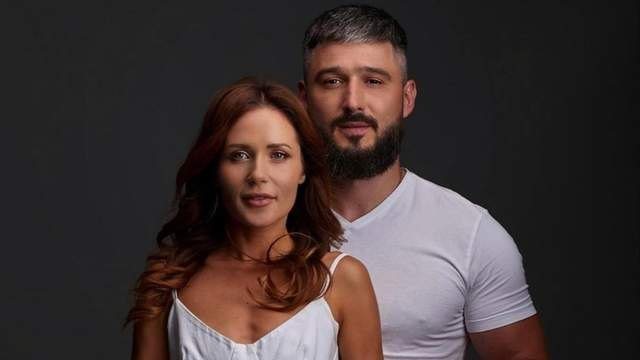 Андрій Федінчик і Наталка Денисенко разом прийшли на свято Першого дзвоника до сина