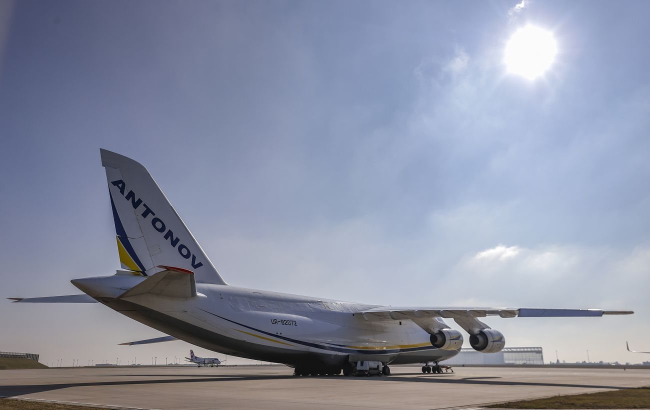 Був набитий боєприпасами: нові деталі інциденту з дроном біля Ан-124 у Німеччині