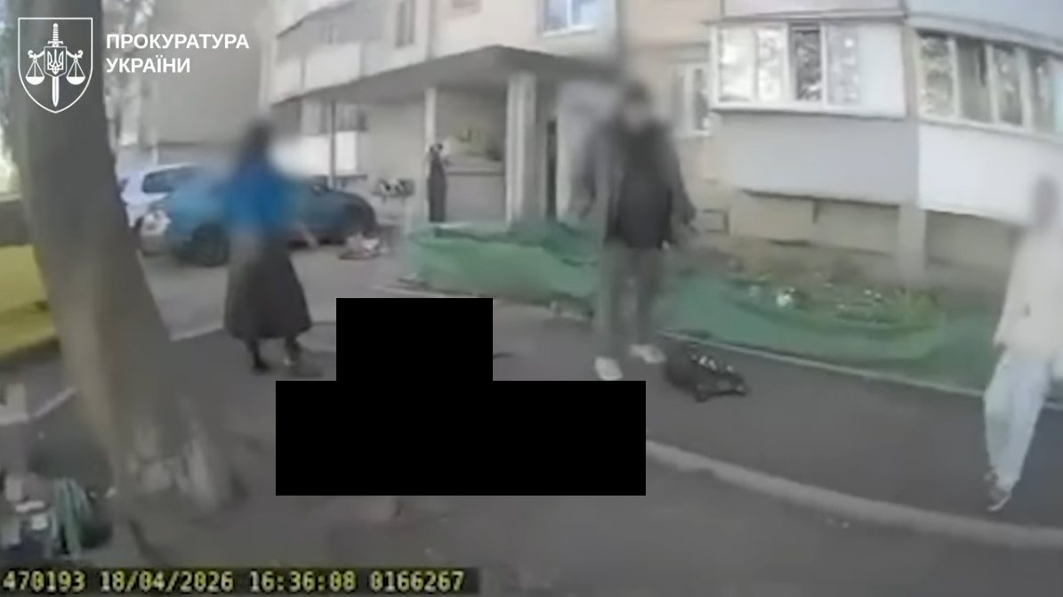 У Києві після нічної атаки РФ виникли пожежі та транспортний колапс