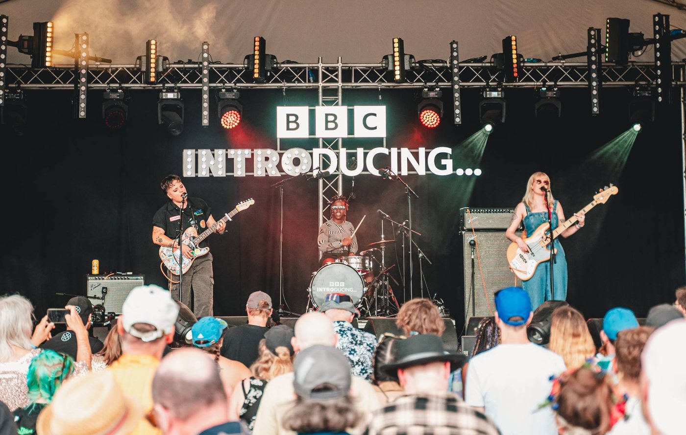 BBC Introducing анонсувала серію живих заходів для молодих артистів по всій Британії