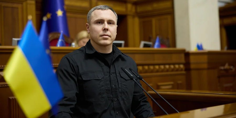 «Ще нічого не закінчено». Як далі розгортатимуться події навколо Федорова й протестів та що вирішить Зеленський — розмова з Костенком